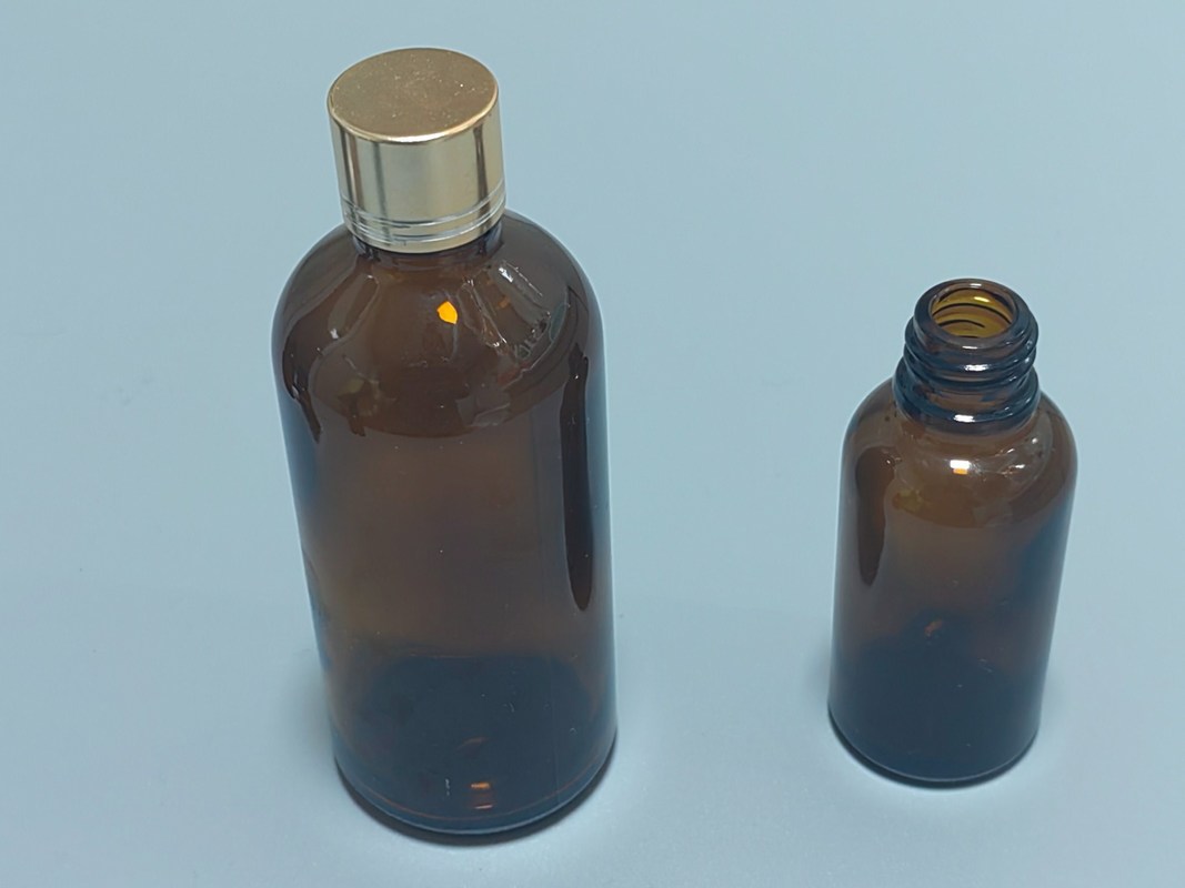 Συσκευή αιθέριας ελαίας 1OZ 2OZ 20ml 30ml 50ml ορό αιθέριας ελαίας κεχριμπαρά γυάλινο μπουκάλι σταγονιδιώτη με παιδικό καπάκι