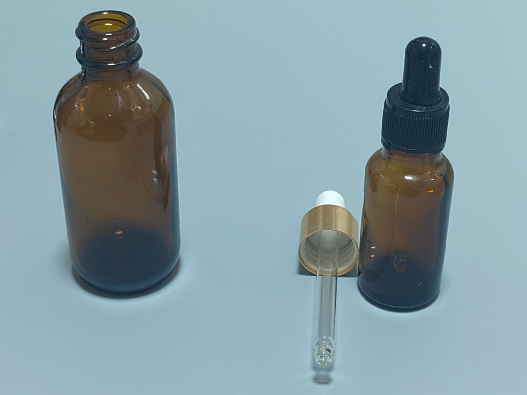 Συσκευή αιθέριας ελαίας 1OZ 2OZ 20ml 30ml 50ml ορό αιθέριας ελαίας κεχριμπαρά γυάλινο μπουκάλι σταγονιδιώτη με παιδικό καπάκι