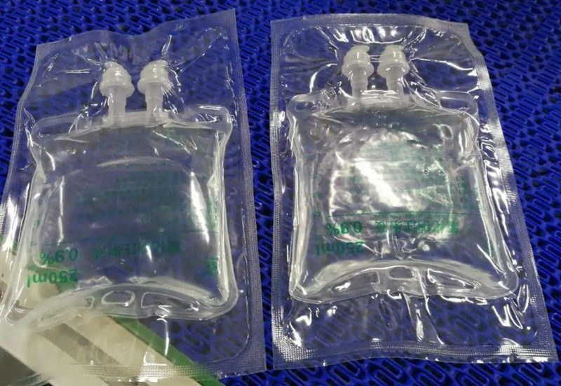 100 ml 250 ml 500 ml σακούλα έγχυσης αλατούχου διαλύματος PVC σακούλα έγχυσης ιατρική συσκευή μιας χρήσης πίεση IV μη PVC σακούλα έγχυσης