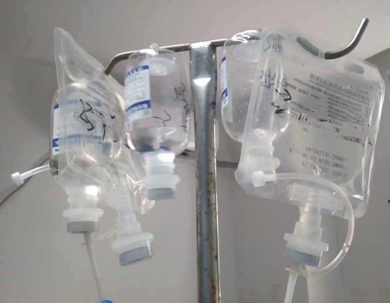 100 ml 250 ml 500 ml σακούλα έγχυσης αλατούχου διαλύματος PVC σακούλα έγχυσης ιατρική συσκευή μιας χρήσης πίεση IV μη PVC σακούλα έγχυσης